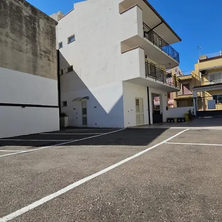 Bed and Breakfast Fragolina Furci Siculo