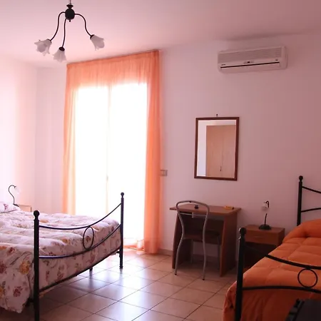 Bed & Breakfast Fragolina Furci Siculo