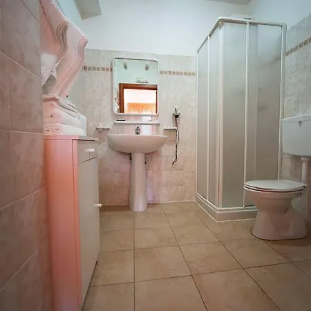 Bed & Breakfast Fragolina 4*