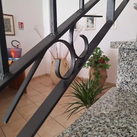 Fragolina Bed & Breakfast 3*