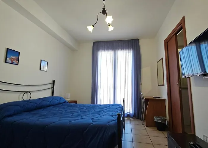 草莓住宿加早餐旅馆 4* 富尔奇西库洛