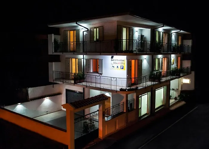 草莓住宿加早餐旅馆 住宿加早餐酒店 富尔奇西库洛